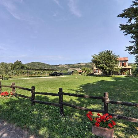 Appartamento Uva - Agriturismo Le Selvole Pomarance Exterior photo