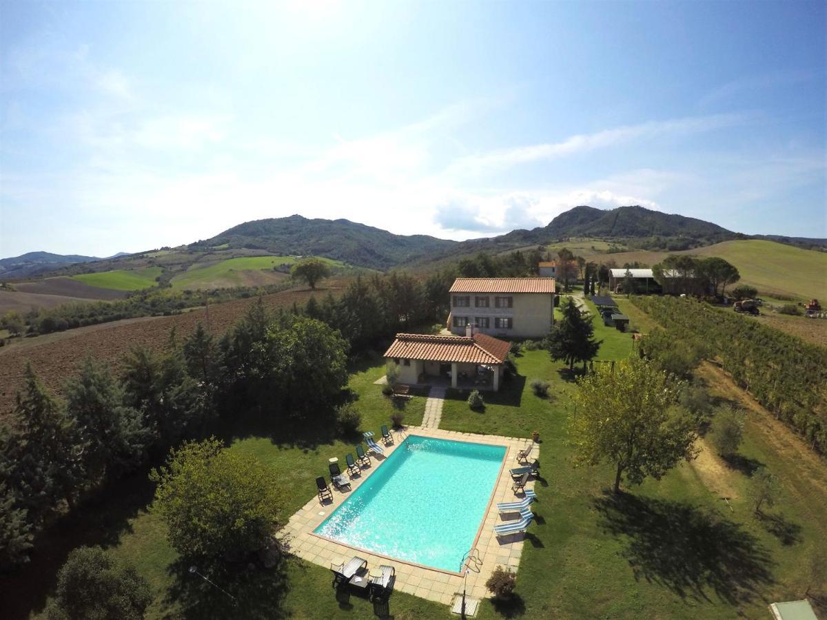 Appartamento Uva - Agriturismo Le Selvole Pomarance Exterior photo