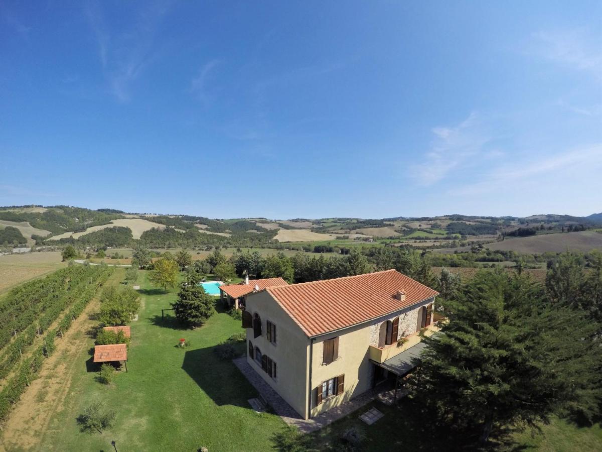 Appartamento Uva - Agriturismo Le Selvole Pomarance Exterior photo