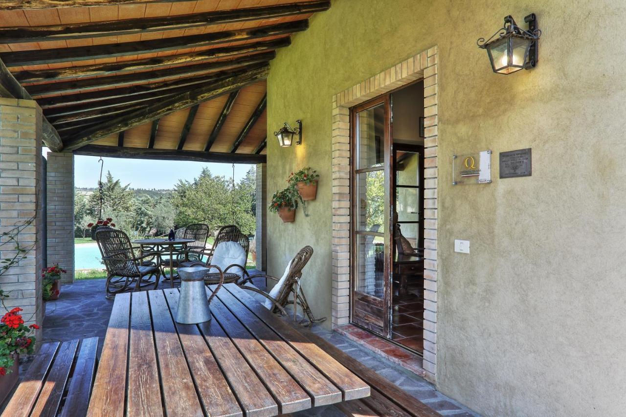 Appartamento Uva - Agriturismo Le Selvole Pomarance Exterior photo